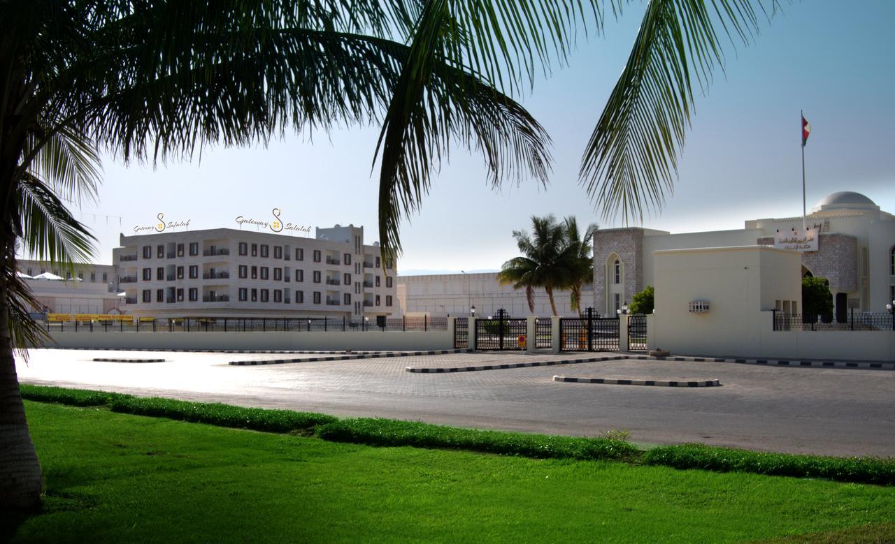 Gateway Salalah Apartments Bagian luar foto